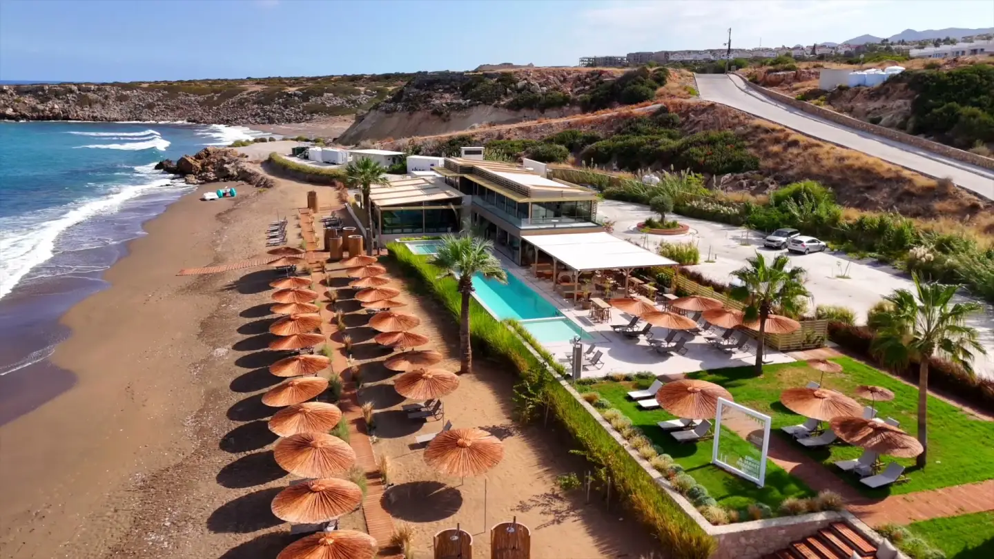 Hilltown Beach, plaj ve deniz